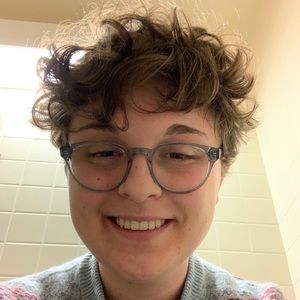 Meet your Posher, Natalie